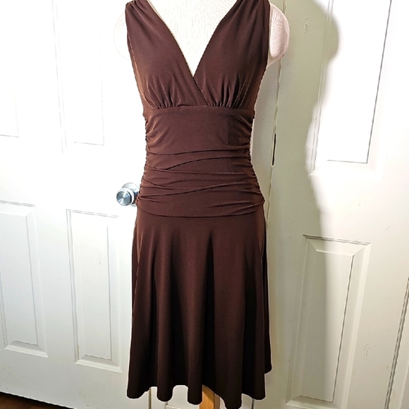 Y2K, Baby Doll Elegant Brown Sleeveless Dress. Rouched, Midi, Size Large. - Picture 1 of 7